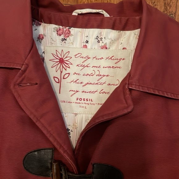 Red jacket - Picture 2 of 3